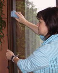 Benötigen moderne Holzfenster mehr Pflegeaufwand als andere Kunststofffenster und Alu Fenster?